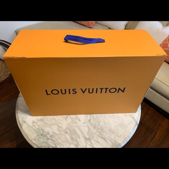 💥Authentic Vintage Louis Vuitton Sirus 70 Suitcase💥 - Picture 16 of 16
